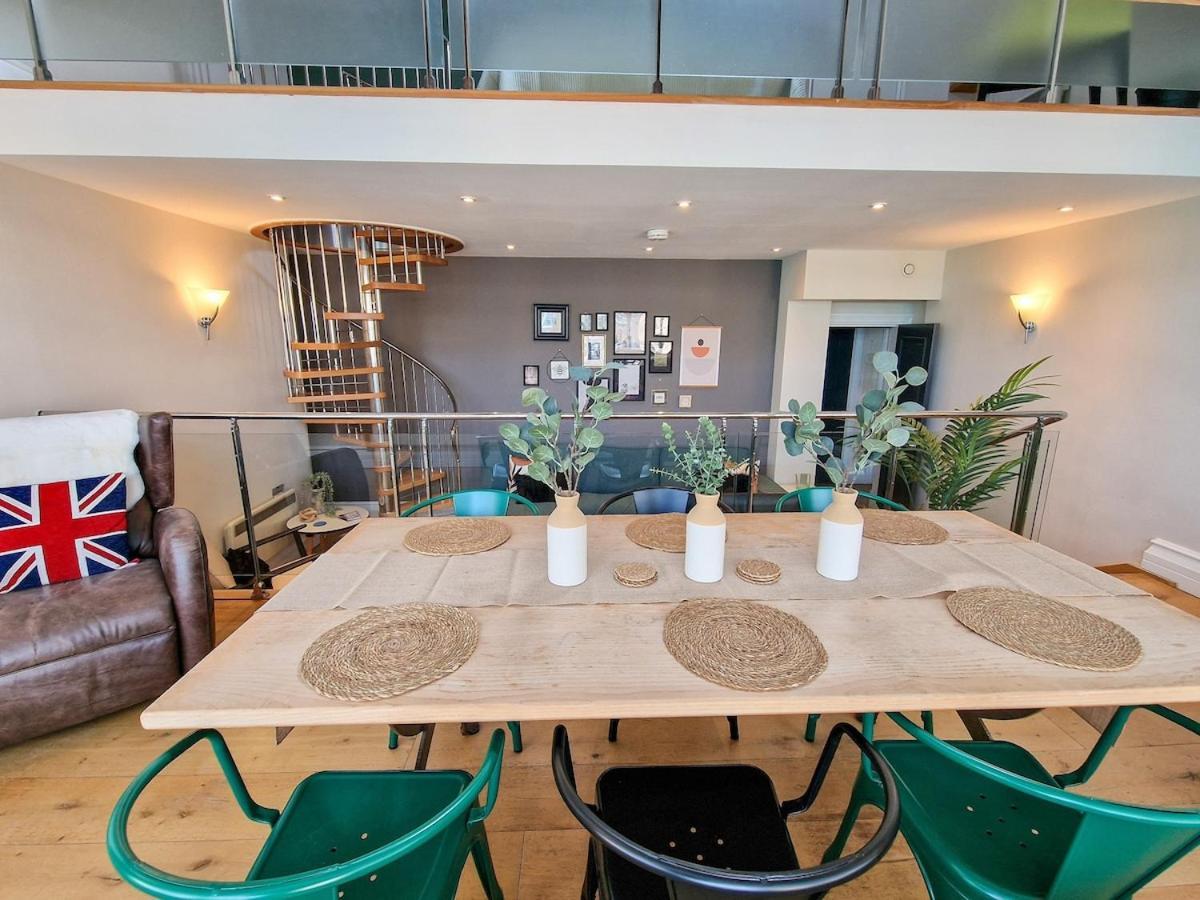 Luxury Piccadilly Duplex Flat By City Superhost Manchester Buitenkant foto