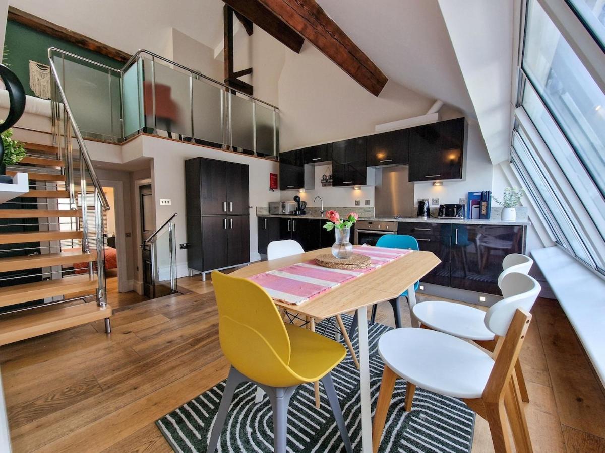 Luxury Piccadilly Duplex Flat By City Superhost Manchester Buitenkant foto